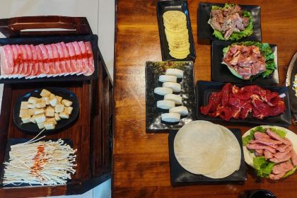 牛小鲜韩式烤肉(广平县分店)