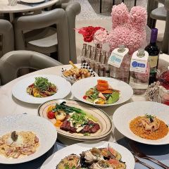 C'MON BABY User Photo