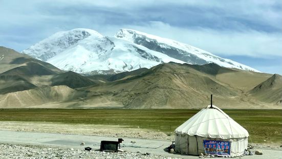 全世界海拔7000米以上的高山，大多數都在帕米爾高原，其中被