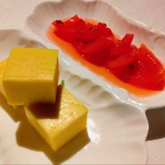 Feast Modern Restaurant 여행 사진