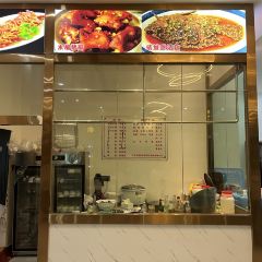 岑溪古典鸡良辰美景餐厅(五隆新屯商业街店) User Photo