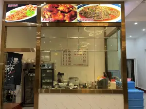 岑溪古典鸡良辰美景餐厅(五隆新屯商业街店)