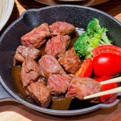 HISAYA · ao ting User Photo