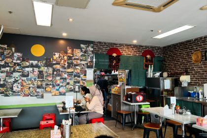 IMM THAI CAFE