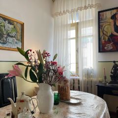 Lao E Qiao User Photo