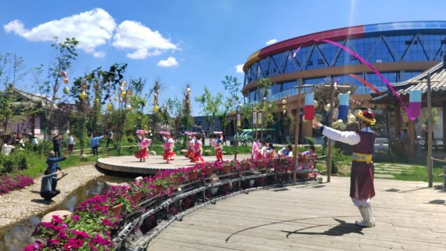 Zhongcheng Village