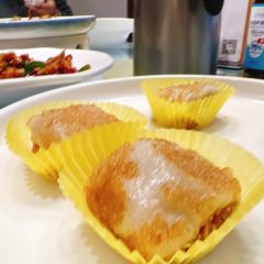 JIANG NAN WAIPOQIAO User Photo