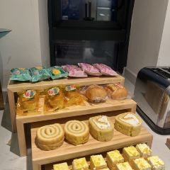 城市便捷酒店(自贡华商西广场万达广场店)·空中观景餐厅 User Photo