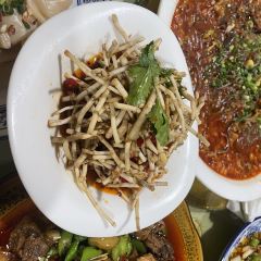 吴名烧鸡店 User Photo