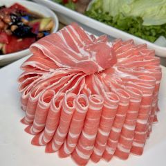 NIU JIE JU BAO YUAN User Photo