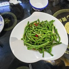 YI GE CHI LENG SHUI YU DE DI FANG ảnh của người dùng