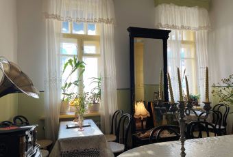 Lao E Qiao User Photo