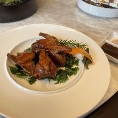宜兴西岸凰川酒店·水华朱中餐厅 User Photo