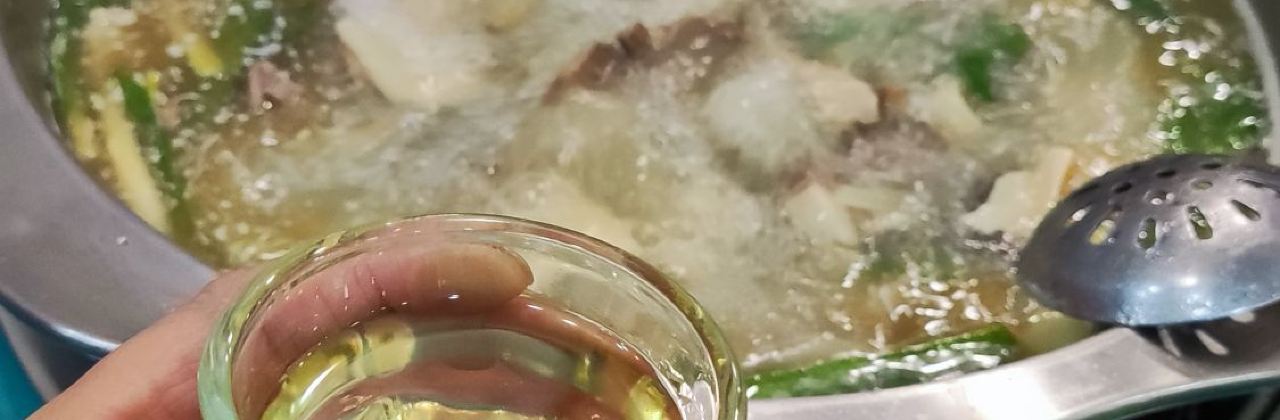 BAO XING XIAN HU SHI NIU ZA QING SHANG HUO GUO