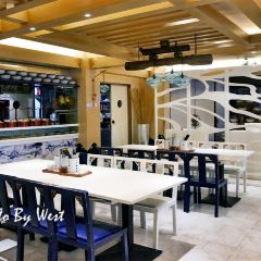 NEW WORLD YUN QIAN YI XIAN User Photo