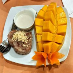 Raya Restaurant User Photo