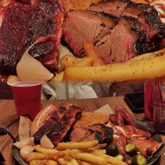 MOON VILLAGE美式慢烤(东方商业广场店) User Photo