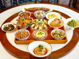 将台红红色文化主题餐饮