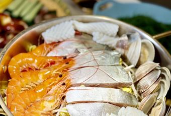 QIONG XIANG GE User Photo