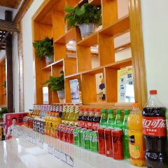 雪胖子东北铁锅炖美食餐厅(雪山路店) User Photo