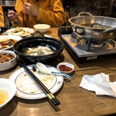 Emeishandajiudiantesemeishicun 여행 사진