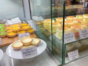 Jiggle Cheesecake