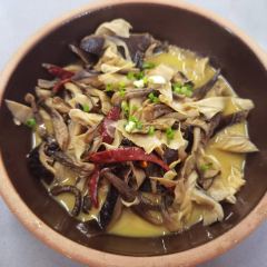 景小乐江西特色菜 User Photo