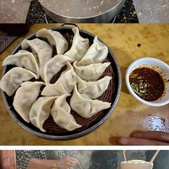 WEI SHAN XIAO CHI JIE User Photo