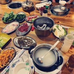 YUECHENJI User Photo
