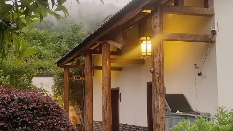 韶山爱韶说·山景庭院度假花园美宿(韶峰景区店)·庭院餐厅 in 韶山