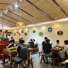 老崇左特色风味食馆 User Photo