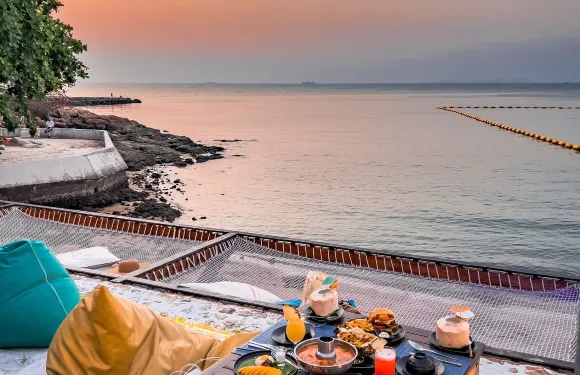芭堤雅藍麒麟海景餐廳
