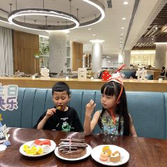 Atlantis sanya Saffron buffet restaurant User Photo