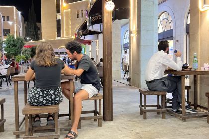 Meat On Fire Restaurant