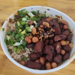 小平香辣老素粉(小十字店) User Photo