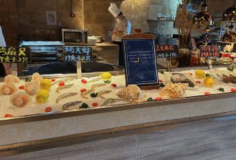 世茂希尔顿·盛宴自助餐厅(青年大街店) User Photo