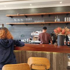 伴山酒店咖啡厅 User Photo