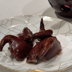 XIN RONG JI User Photo