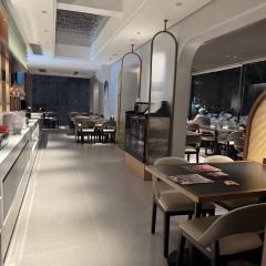 Wangyue Lake Shore · Banyan Lake Secret Restaurant 여행 사진
