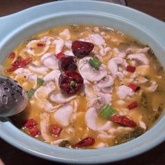 望蓉城·古法酸菜鱼(爱琴海店) User Photo