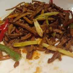 小爱桃花源复合式餐厅(怀集店) User Photo