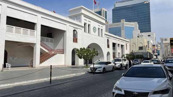 Bab Al Bahrain