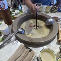 假日海湾石锅鱼 铜锅鱼 User Photo