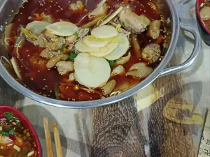 肥肠鸡冷锅串串(广元店)