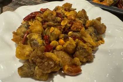 东北第一锹时尚手抓小海鲜(总店)