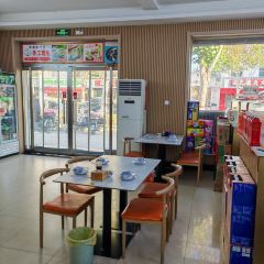 HUI BIN JIAO ZI GUAN User Photo