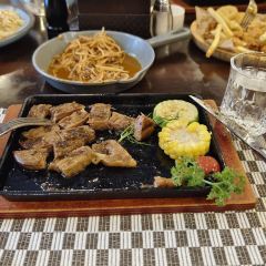 六国饭店 User Photo
