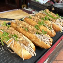 Le Khaoji Cafe & Hangout User Photo