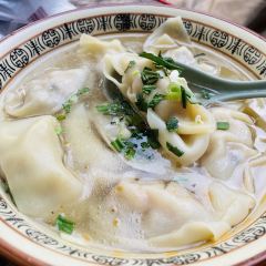正宗菱湖生煎善琏辣油馄饨(凤凰二村店) 여행 사진