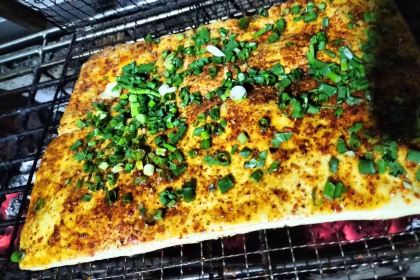 老鹽中串串燒烤店